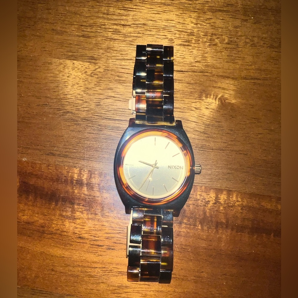 Nixon women’s watch The Time Teller Accetate